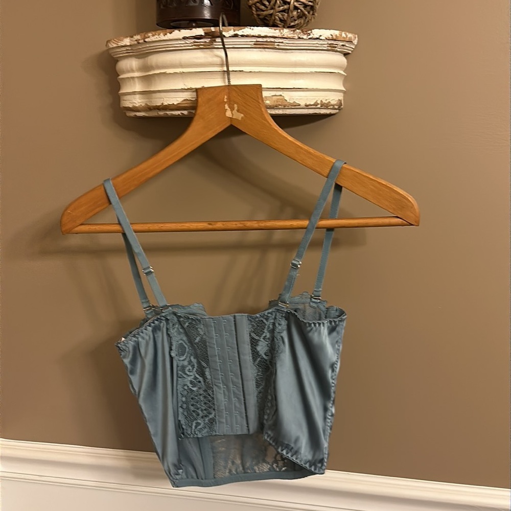 Urban Outfitters Satin and Lace Camisole Top - Picture 6 of 6